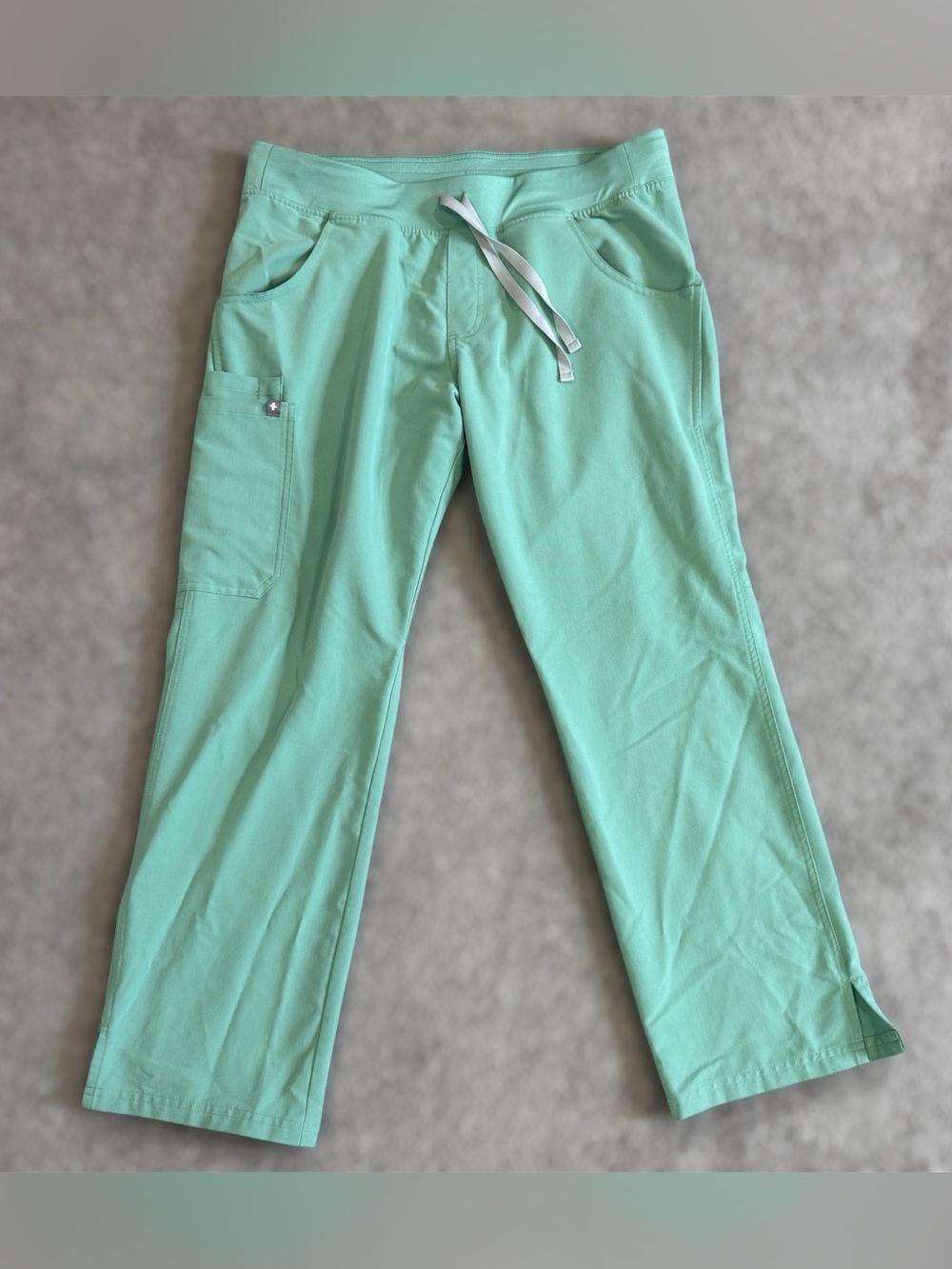 FIGS Technical Womens LARGE Scrub Pants Kade Straight Leg Cargo LIMITED Sage